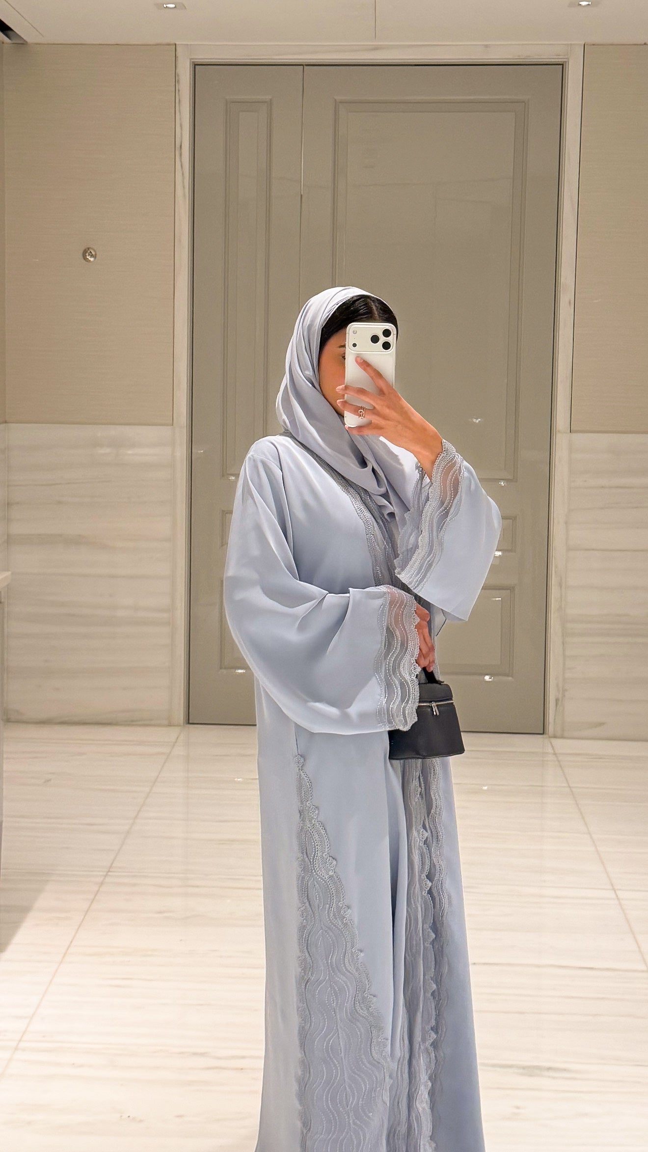 Icy blue Sherine - شيرين