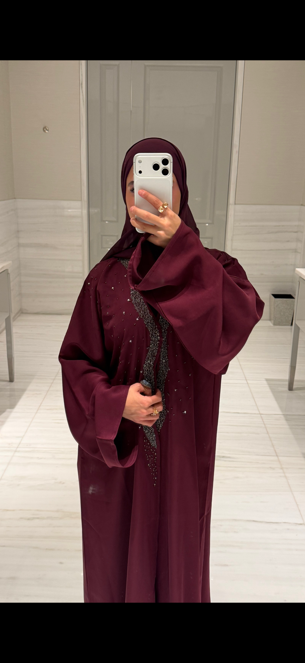 Hala Maroon - هلا