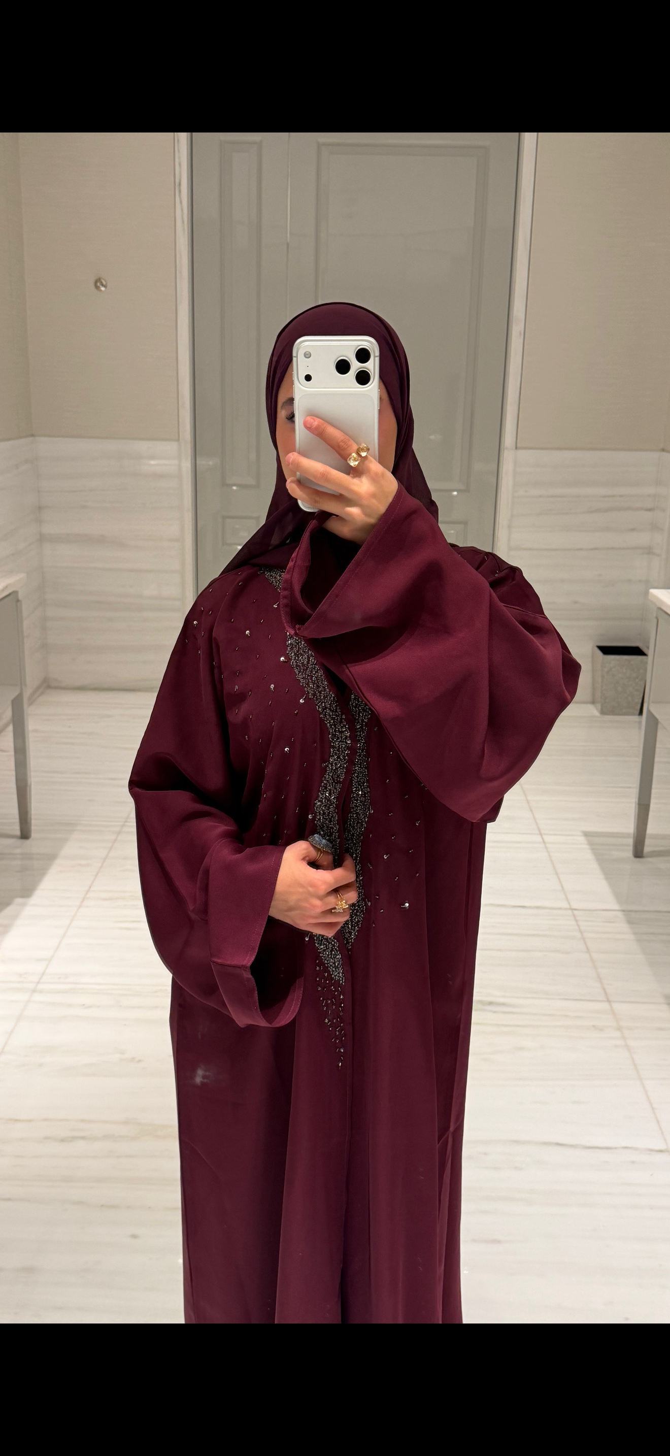 Hala Maroon - هلا